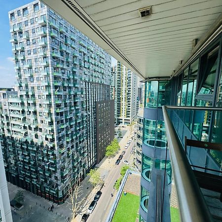 Modern 2Bed 2Bath Apartment Canary Wharf - Upto 5 Person Лондон Экстерьер фото